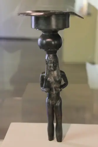 ARQUE.-269-Timaterium-Servidora-de-la-diosa-Astarte-de-influencia-fenicia