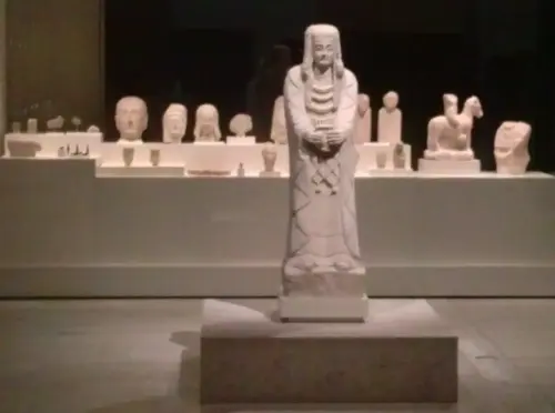 ARQUE.-298-Santuario-iberico-Cerro-de-los-Santos-Montealegre-del-Castillo-Gran-Dama-Oferente