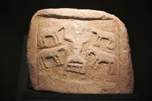 ARQUE.-368-Mundo-iberico-El-domador-de-caballos-Llano-de-la-Consolacion-en-el-MAM