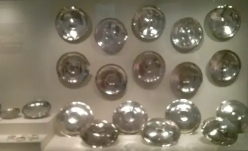 ARQUE.-387-Mundo-iberico-Vajilla-de-plata-de-Abengibre