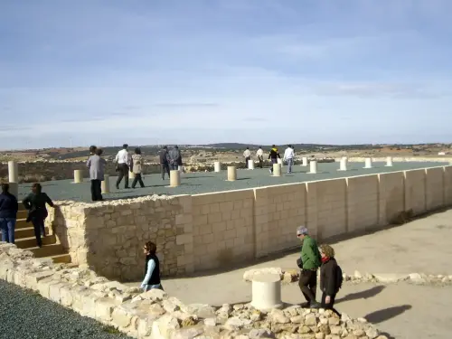 ARQUE.-401-Romanizacion-Libisosa-Colonia-Forum-Augustana-El-foro