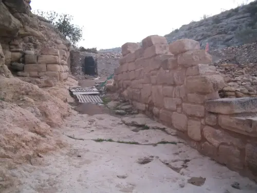 ARQUE.-412-Romanizacion-Illunum-Tolmo-de-Minateda