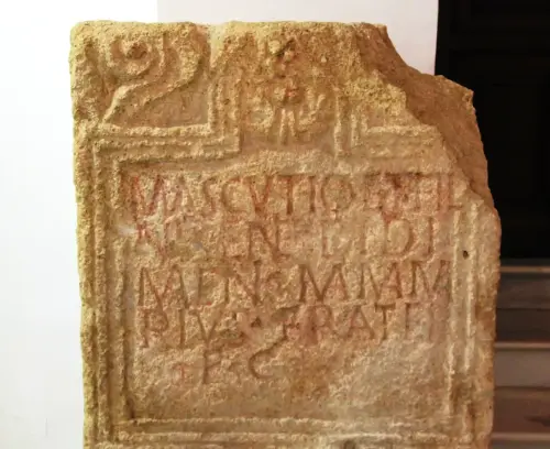 ARQUE.-466-Romanizacion-Estela-funeraria