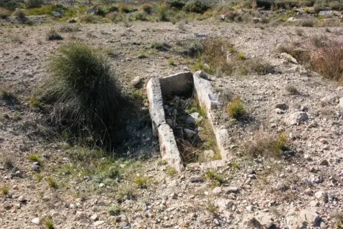 ARQUE.-569-Necropolis-visigoda-Loma-Eugenia-Agra-Hellin