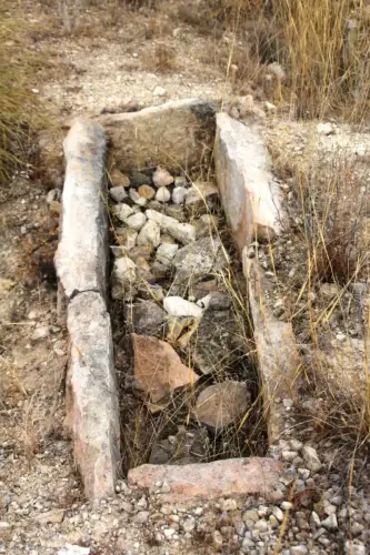 ARQUE.-573-Necropolis-visigoda-Loma-Eugenia-Agra-Hellin