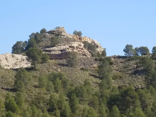 ARQUE.-598-Castella-visigodo-El-Monte-Azul-Ferez