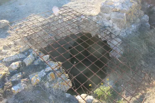 Aljibes-Penas-de-San-Pedro-castillo5a