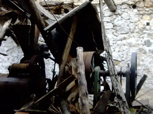 Almazaras-Los-Carriles-Yeste11