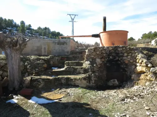 Destilacion-de-aromaticas-Los-Charcones-Letur4