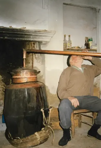 Destilacion-orujo15-aguardiente