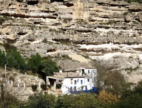 Casacueva-Jorquera-Ribera-de-Cubas10