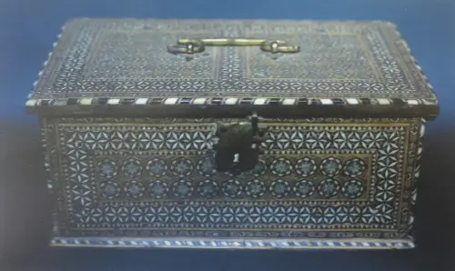 Siglo-XVI-Cofre-mudejar-Anonimo-hispano-morisco-Monasterio-de-Franciscanas-de-Santa-Maria-MagdalenaAlcaraz