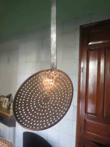 Cacharros-hojalata-espumadera