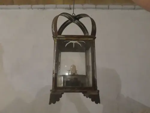 Cacharros-hojalata-farol