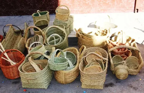 Cacharros-mimbre-cestos