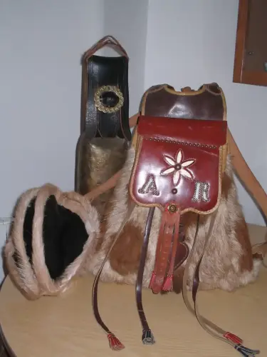 Oficios-Talabarteria3