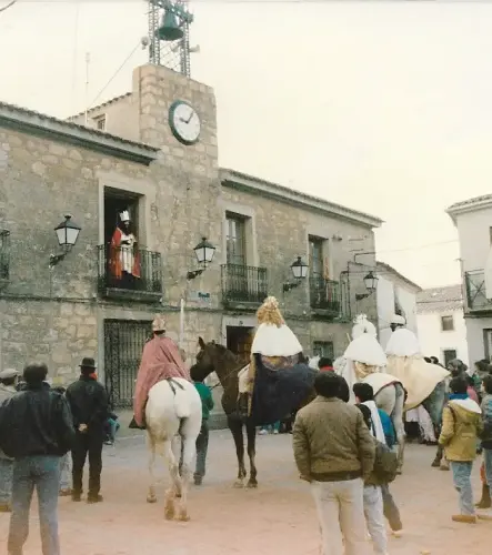 Auto-Reyes-Magos-Vianos3