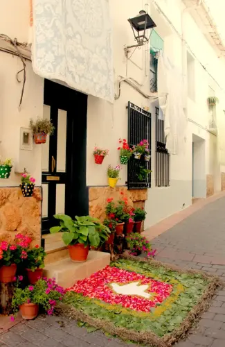 FiestasTradiciones-CorpusAlfombras-Bogarra