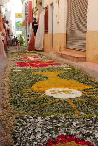 FiestasTradiciones-CorpusAlfombras-Bogarra12