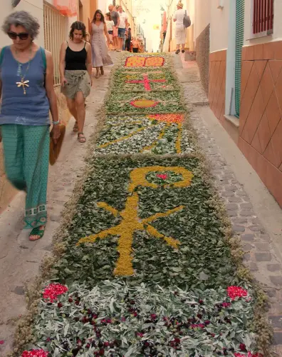 FiestasTradiciones-CorpusAlfombras-Bogarra13