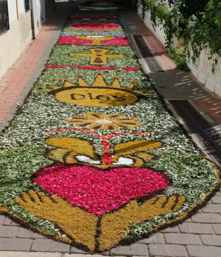 FiestasTradiciones-CorpusAlfombras-Bogarra39