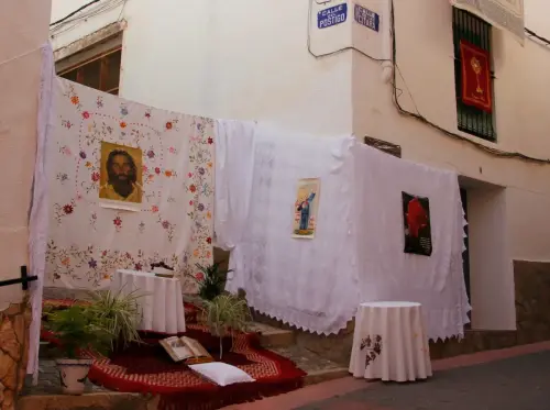 FiestasTradiciones-CorpusAlfombras-Bogarra76