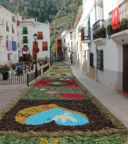 FiestasTradiciones-CorpusAlfombras-Bogarra89
