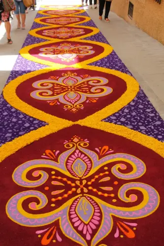 FiestasTradiciones-CorpusAlfombras-Elche-de-la-Sierra121