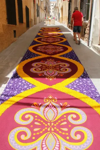 FiestasTradiciones-CorpusAlfombras-Elche-de-la-Sierra122