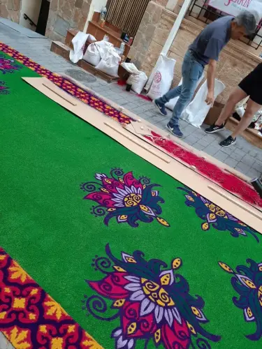 FiestasTradiciones-CorpusAlfombras-Elche-de-la-Sierra125