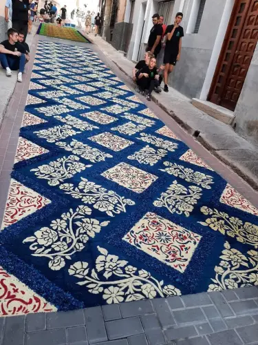 FiestasTradiciones-CorpusAlfombras-Elche-de-la-Sierra130