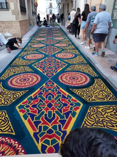 FiestasTradiciones-CorpusAlfombras-Elche-de-la-Sierra139