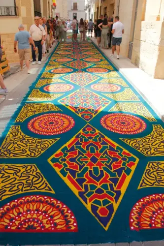 FiestasTradiciones-CorpusAlfombras-Elche-de-la-Sierra140