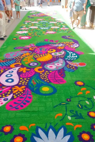 FiestasTradiciones-CorpusAlfombras-Elche-de-la-Sierra144