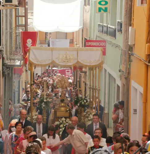 FiestasTradiciones-CorpusAlfombras-Elche-de-la-Sierra153