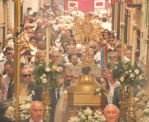 FiestasTradiciones-CorpusAlfombras-Elche-de-la-Sierra154