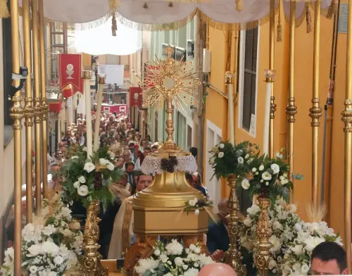 FiestasTradiciones-CorpusAlfombras-Elche-de-la-Sierra159