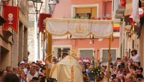 FiestasTradiciones-CorpusAlfombras-Elche-de-la-Sierra170