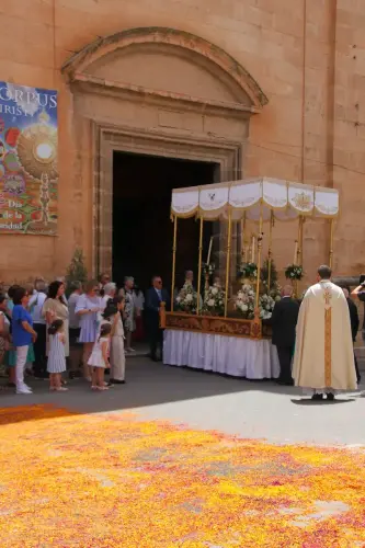 FiestasTradiciones-CorpusAlfombras-Elche-de-la-Sierra203