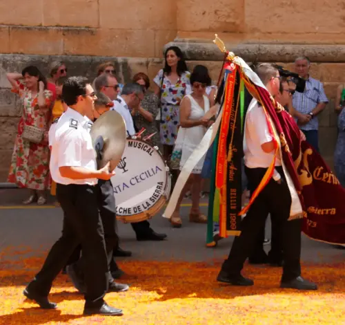 FiestasTradiciones-CorpusAlfombras-Elche-de-la-Sierra207
