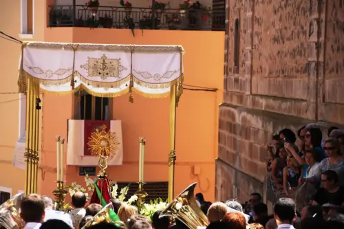FiestasTradiciones-CorpusAlfombras-Elche-de-la-Sierra244