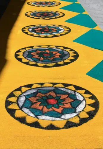 FiestasTradiciones-CorpusAlfombras-Elche-de-la-Sierra27