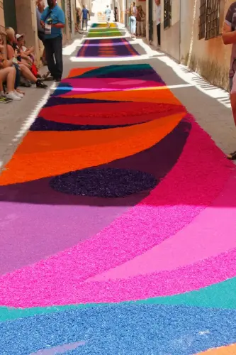 FiestasTradiciones-CorpusAlfombras-Elche-de-la-Sierra6