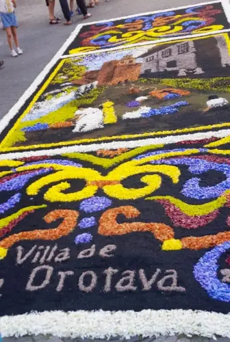 FiestasTradiciones-CorpusAlfombras-Elche-de-la-Sierra67