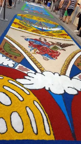 FiestasTradiciones-CorpusAlfombras-Elche-de-la-Sierra90