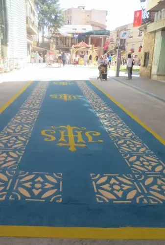 FiestasTradiciones-CorpusAlfombras-Hellin51