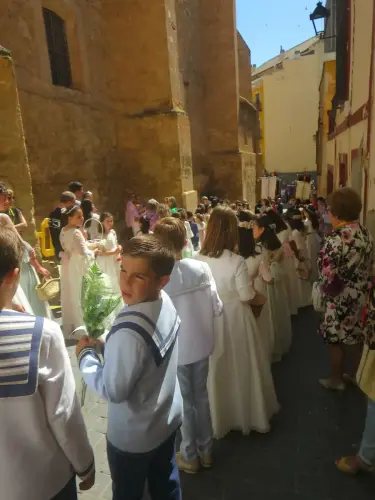Procesion-Corpus-Hellin21