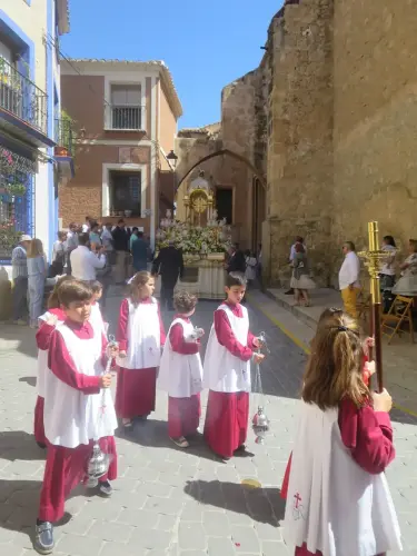 Procesion-Corpus-Hellin31