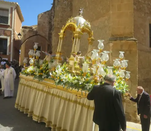 Procesion-Corpus-Hellin36