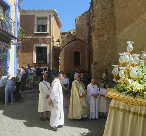 Procesion-Corpus-Hellin39
